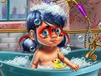Маленькая Леди Баг принимает ванну - купание для девочек